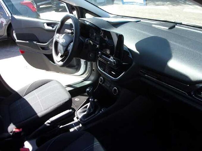 Ford Fiesta Ford Fiesta Cool & Connect,Navi.Rückf.PDC