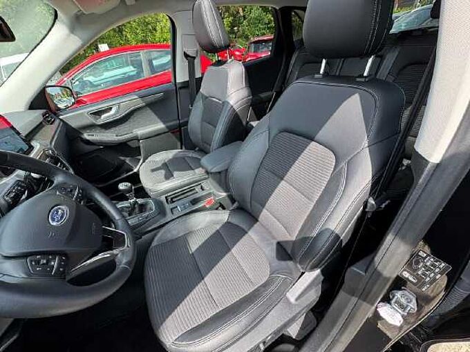 Ford Kuga Titanium X *Pano-HUD-eHeck-4xSHZ*