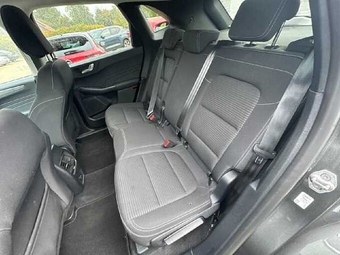 Ford Kuga Plug-In Hybrid Titanium *AHK-LED-SHZ*