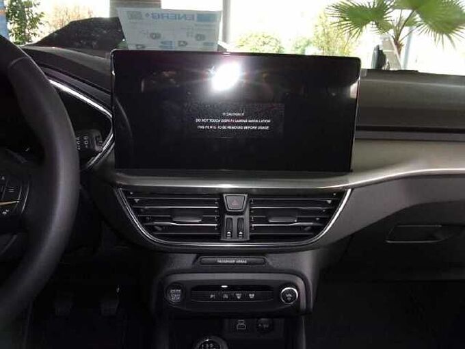 Ford Focus Lim. Titanium *LED-SHZ-Kamera*