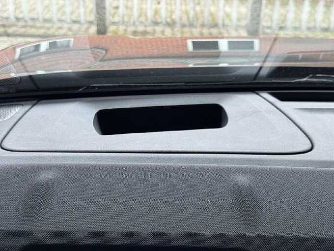 Ford Explorer Premium RWD