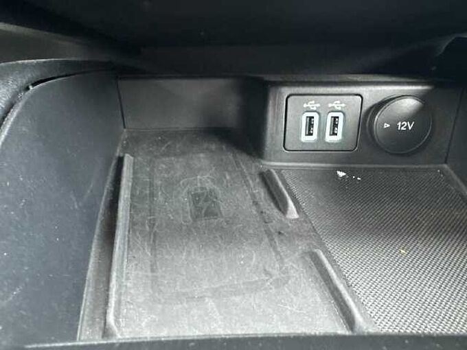 Ford Kuga Plug-In Hybrid Titanium