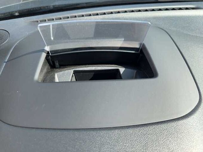 Ford Focus Turnier ST-Line X *AHK-GJR-HUD*