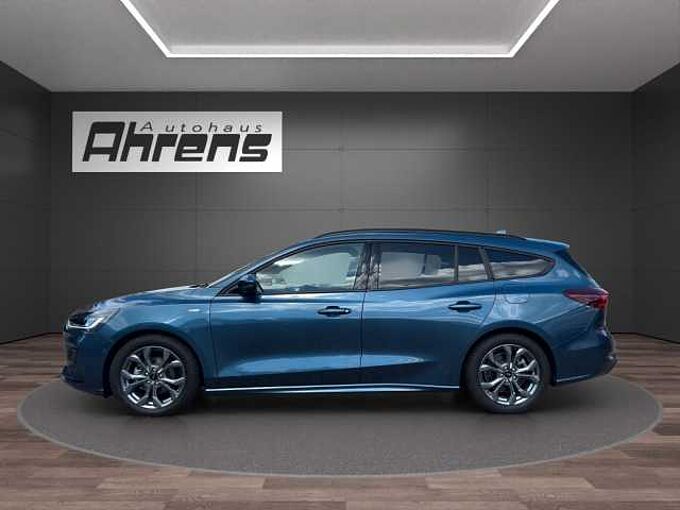 Ford Focus Turnier ST-Line X *AHK-GJR-HUD*