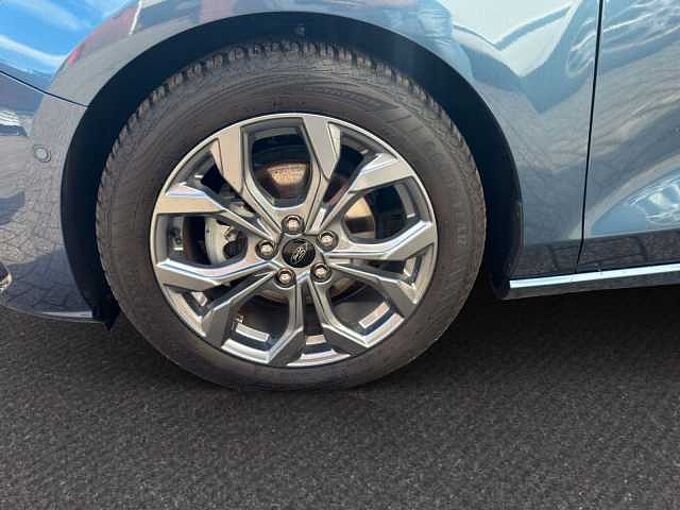 Ford Focus Turnier ST-Line X *AHK-GJR-HUD*