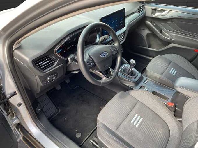 Ford Focus Turnier Active *Kamera-SHZ-Navi*