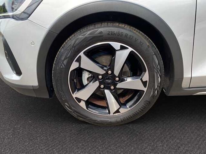 Ford Focus Turnier Active *Kamera-SHZ-Navi*