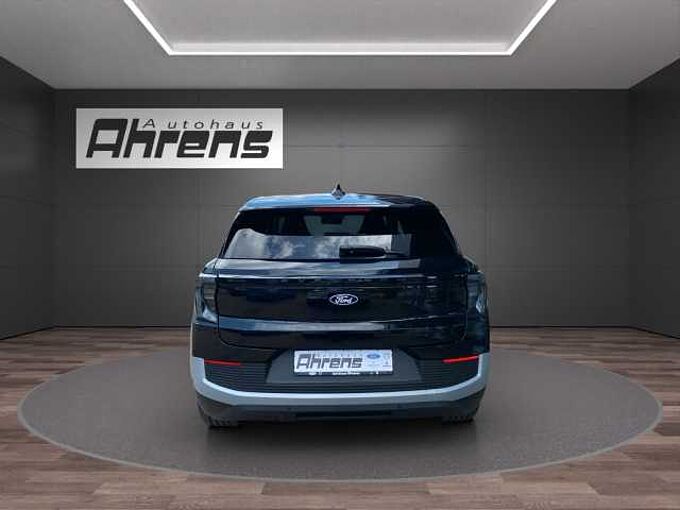 Ford Explorer Select RWD
