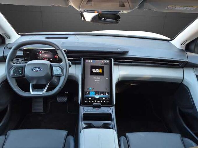 Ford Explorer Premium RWD