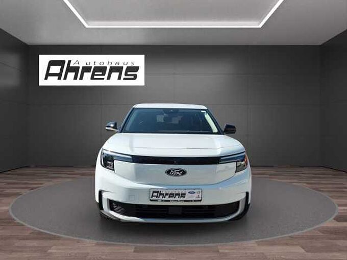 Ford Explorer Premium RWD