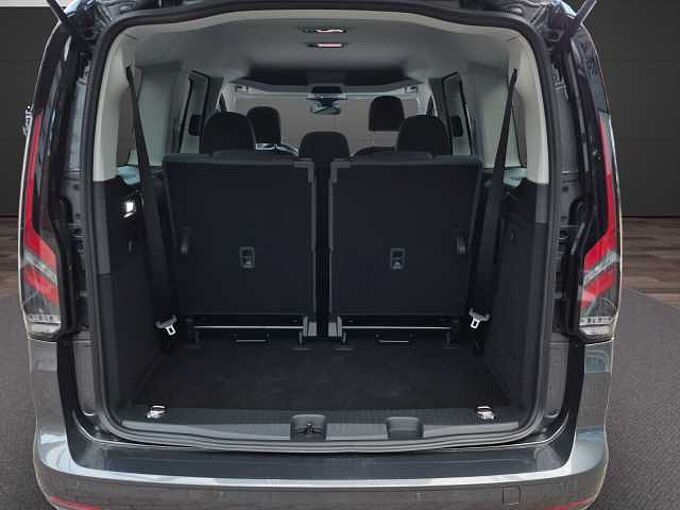 Ford Grand Tourneo Connect Titanium