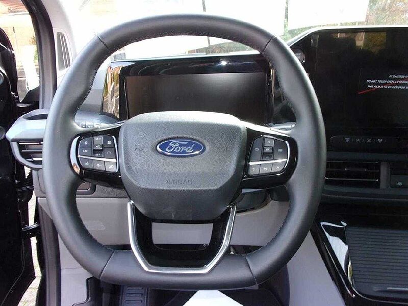 Ford Tourneo Custom Bus 320 L1 Active AWD *AHK-Pano*