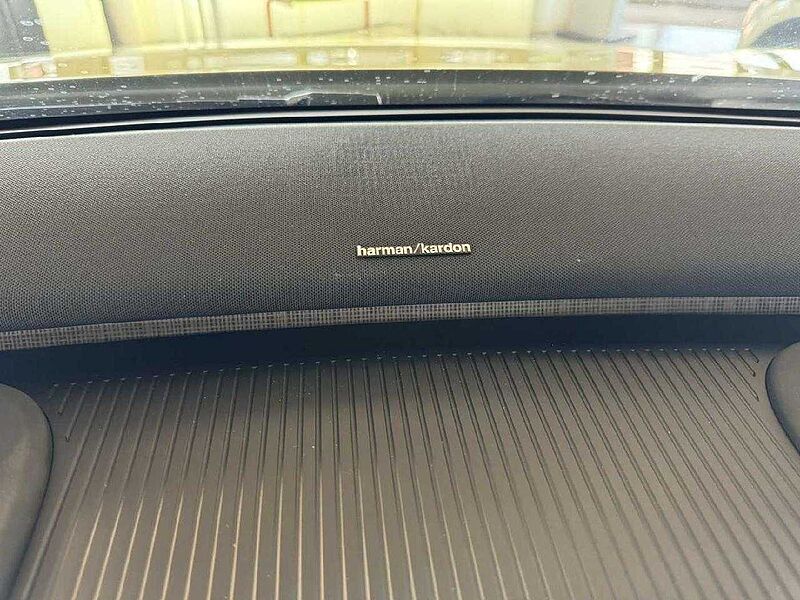 Volvo EX30 Plus 2WD Pure Electric