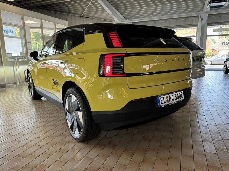 Volvo EX30 Plus 2WD Pure Electric