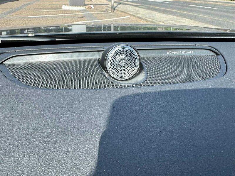 Volvo V90 Kombi Ultimate Bright *HUD-360°-Massage*