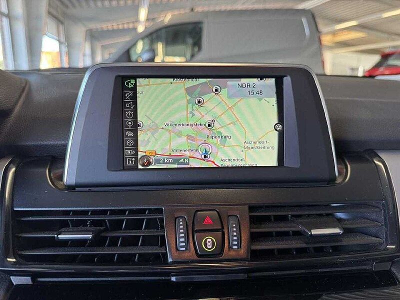 BMW 220 Active Tourer i Advantage *AHK-SHZ*