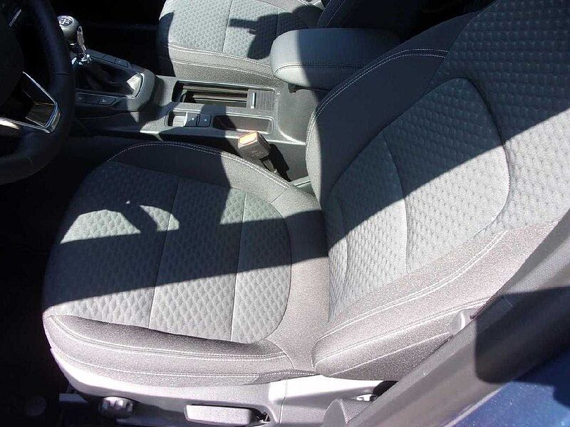 Ford Kuga Cool & Connect *GRA-GJR-SHZ*