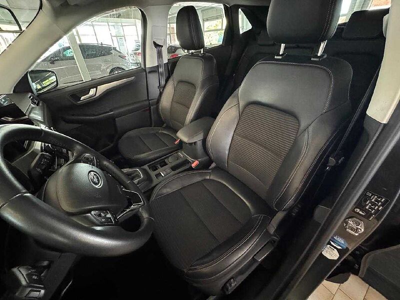 Ford Kuga Hybrid Titanium X