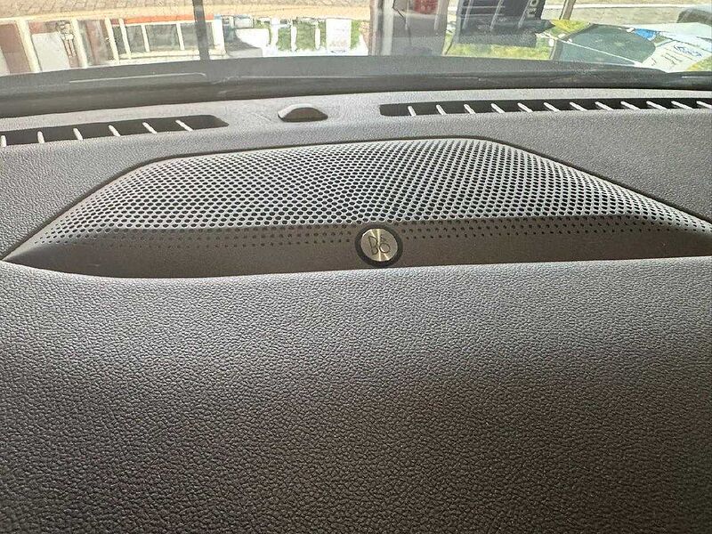 Ford Kuga Plug-In Hybrid ST-Line X *Pano-20Zoll-B&O-eHe