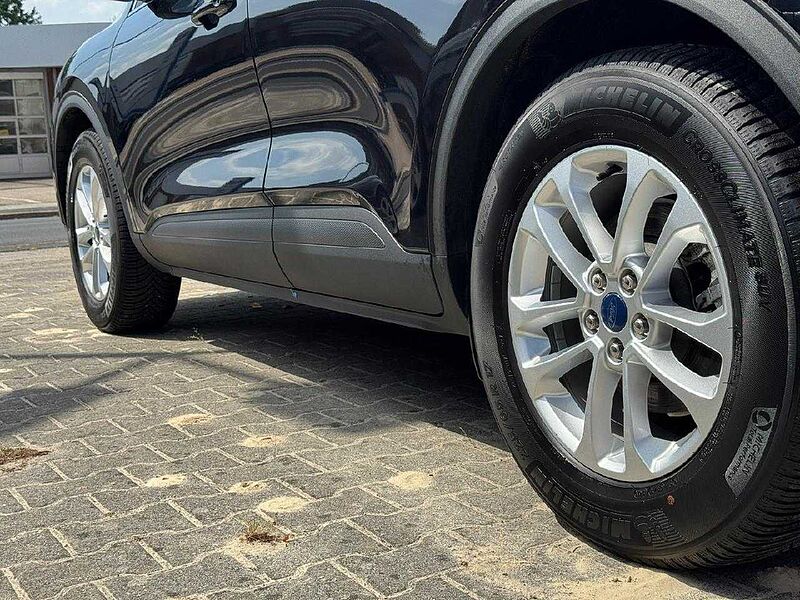 Ford Kuga Titanium X *Pano-HUD-eHeck-4xSHZ*