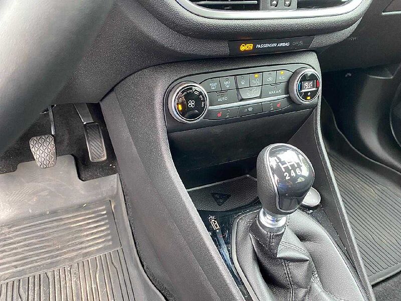 Ford Fiesta Cool & Connect *Navi-RFK-SHZ*
