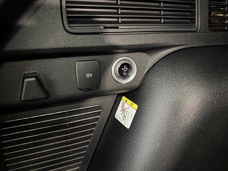 Ford Kuga Plug-In Hybrid Titanium *AHK-SHZ-Navi-eHeck*