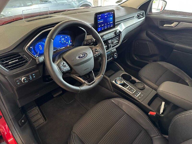 Ford Kuga Plug-In Hybrid Titanium X *AHK-Winterpaket*