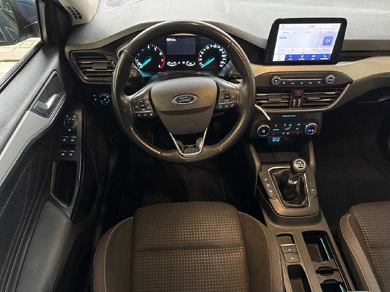 Ford Focus Turnier Cool & Connect