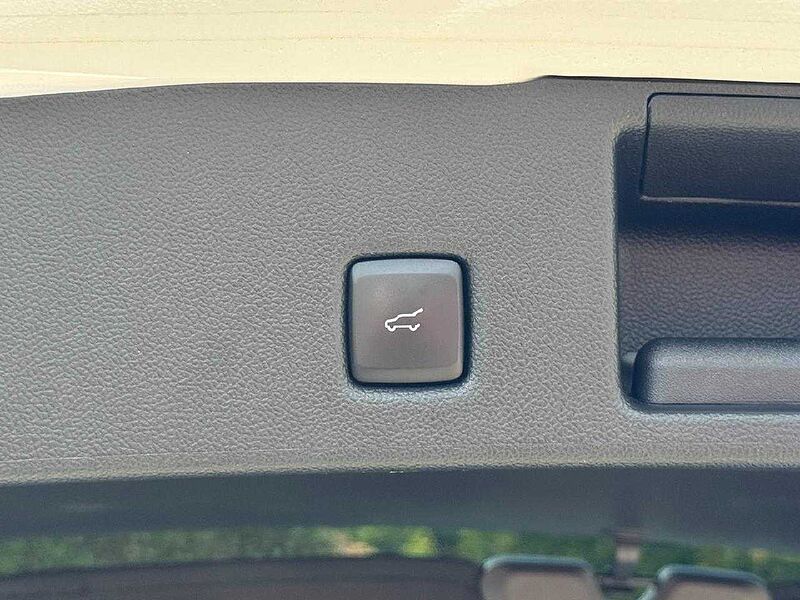 Ford Kuga Plug-In Hybrid ST-Line X *GJR-HUD-eHeck*