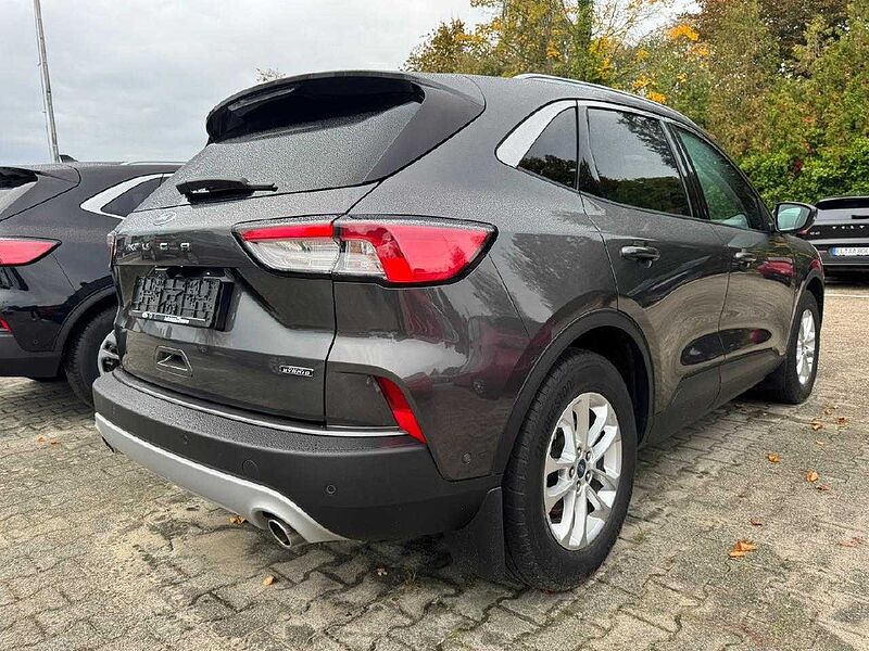 Ford Kuga Plug-In Hybrid Titanium