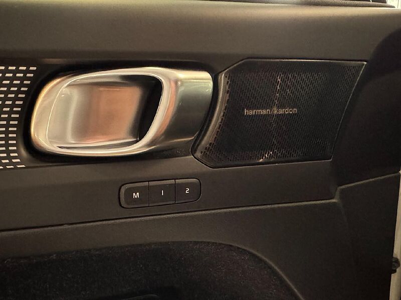 Volvo XC 40 XC40 R Design AWD