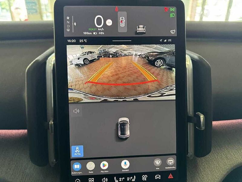 Volvo EX30 Plus 2WD Pure Electric