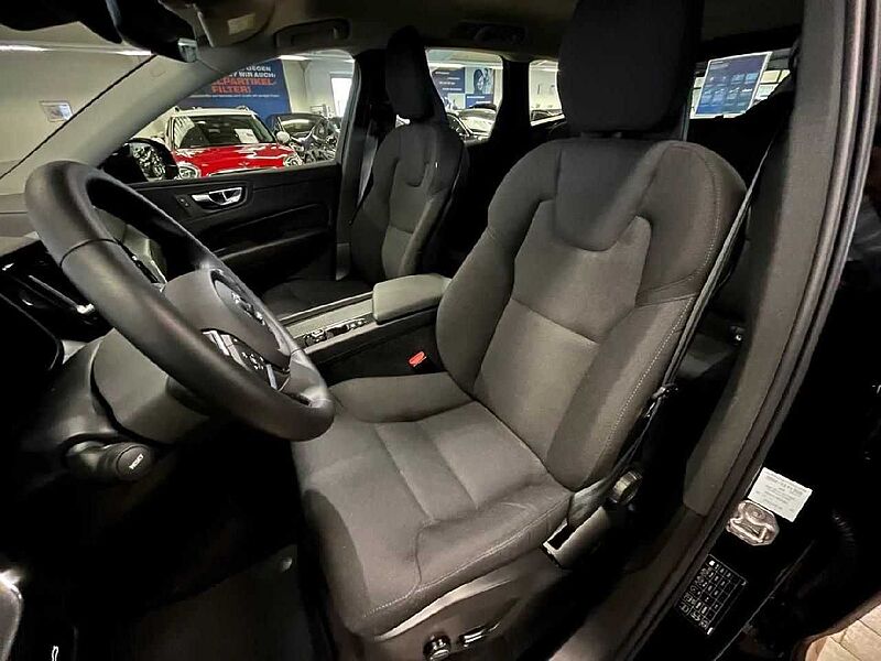 Volvo XC 60 Momentum Pro 2WD