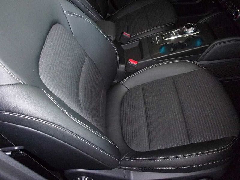 Ford Kuga Hybrid Titanium X