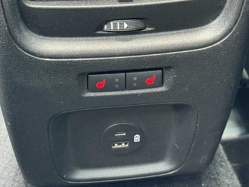 Ford Kuga Titanium X *Pano-HUD-eHeck-4xSHZ*