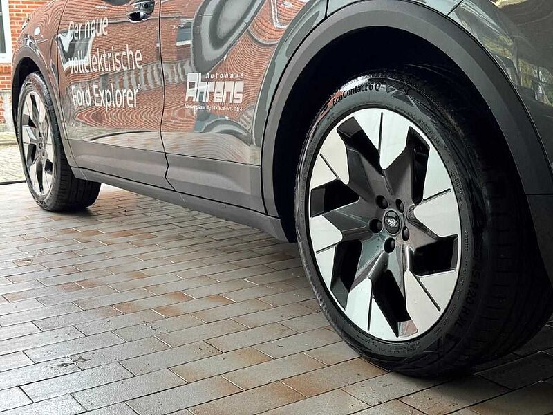 Ford Explorer Premium RWD *AHK-HUD-Pano-20Zoll*