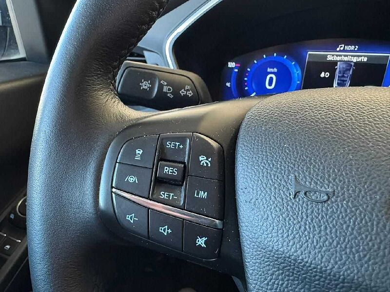 Ford Kuga Plug-In Hybrid Titanium X *AHK-GJR-HUD*