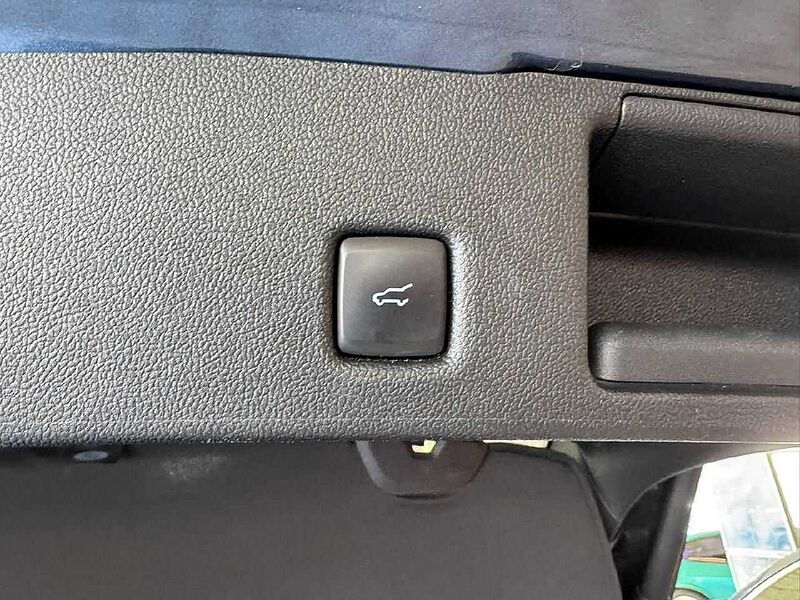 Ford Kuga Plug-In Hybrid Titanium X *AHK-GJR-HUD*