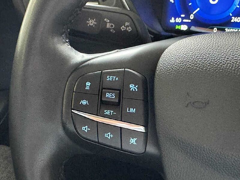 Ford Kuga Plug-In Hybrid Titanium *AHK-SHZ-ACC*