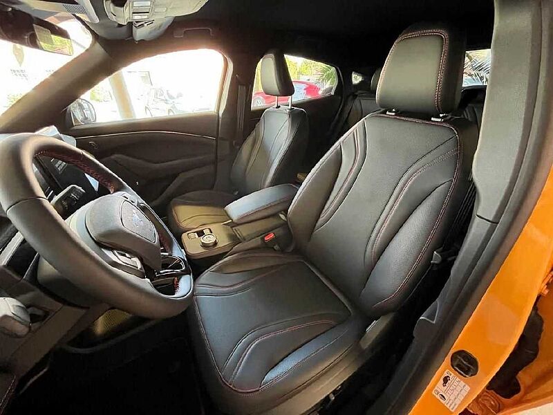 Ford Mustang Mach-E Premium AWD