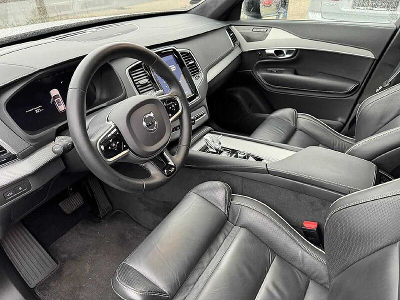 Volvo XC 90 Ultimate Dark Recharge Plug-In Hybrid AWD