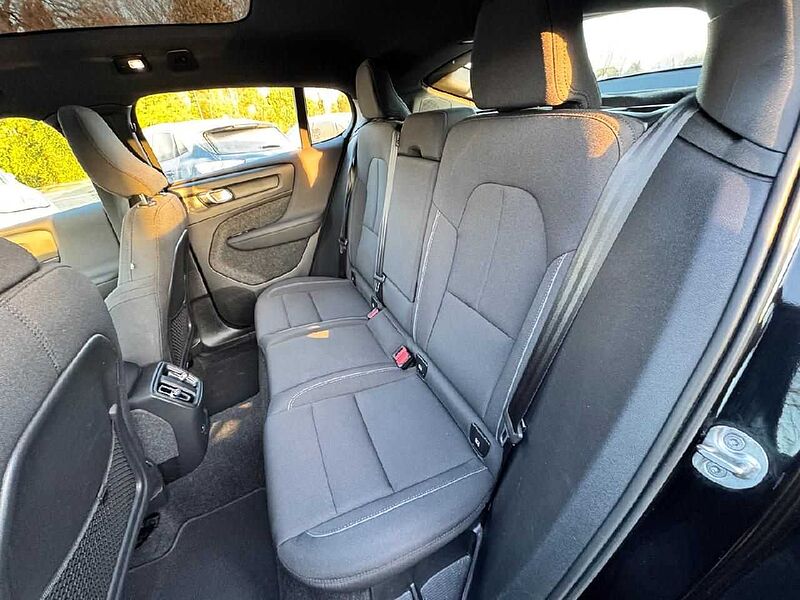 Volvo C40 Core Recharge Pure Electric 2WD