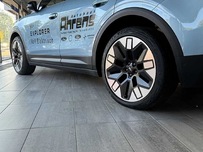 Ford Explorer Premium RWD