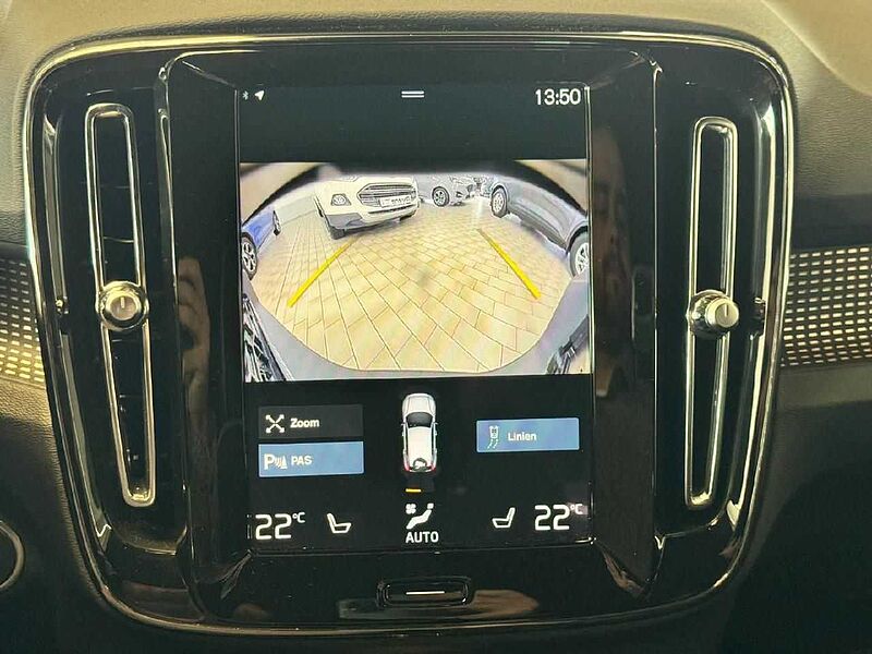 Volvo XC 40 Core 2WD *GJR-SHZ-Kamera-eHeck*