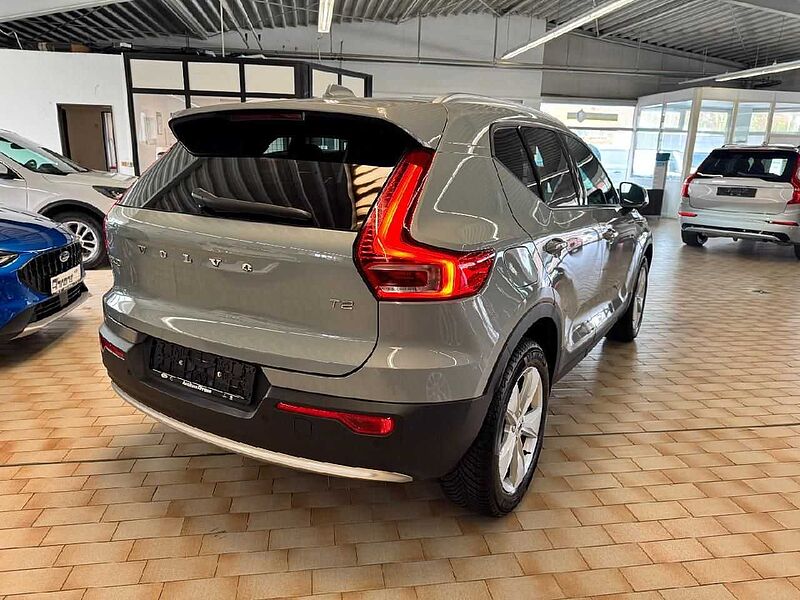 Volvo XC 40 Core 2WD *GJR-SHZ-Kamera-eHeck*