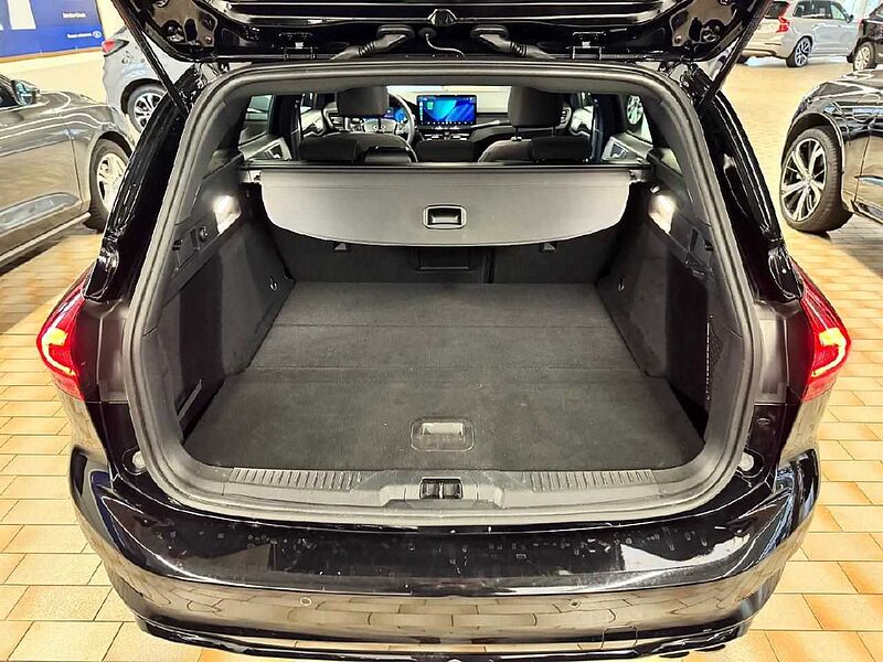 Ford Focus Turnier ST-Line X *AHK-GJR-HUD-LED*