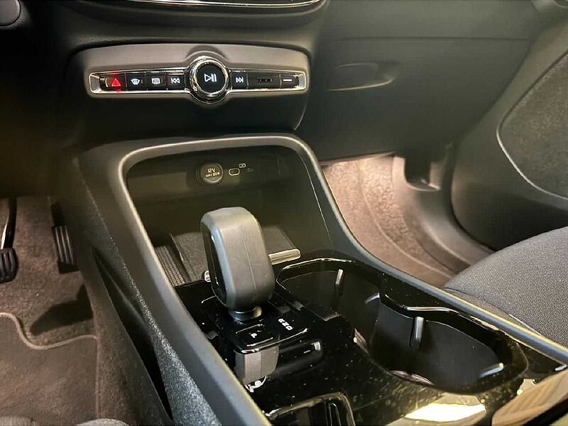 Volvo XC 40 Core Pure Electric 2WD *GJR-SHZ-Kamera*