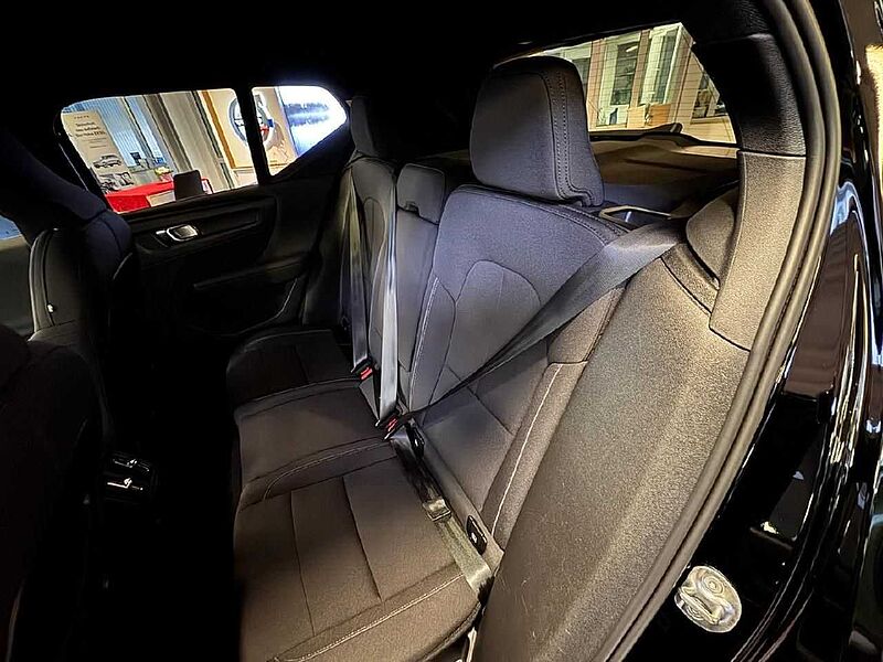 Volvo XC 40 Core Pure Electric 2WD *GJR-SHZ-Kamera*