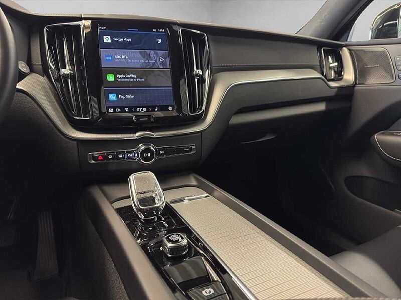 Volvo XC 60 Ultimate Dark P-HEV AWD *21'-Pano-Memory*