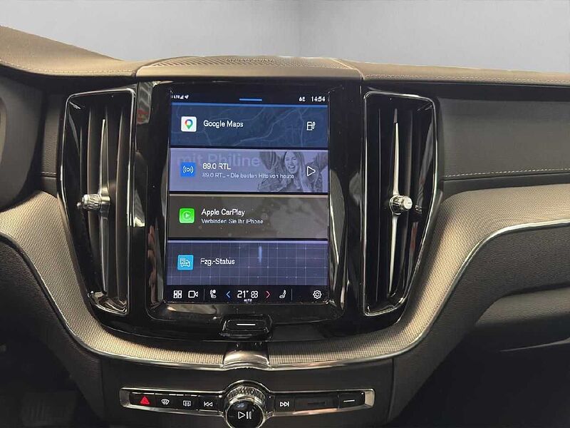 Volvo XC 60 Ultimate Dark P-HEV AWD *21'-Pano-Memory*